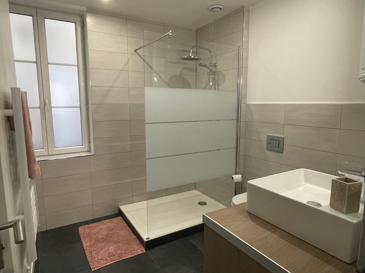 Appartement Au Calme Idealement Place A Macon. 外观 照片