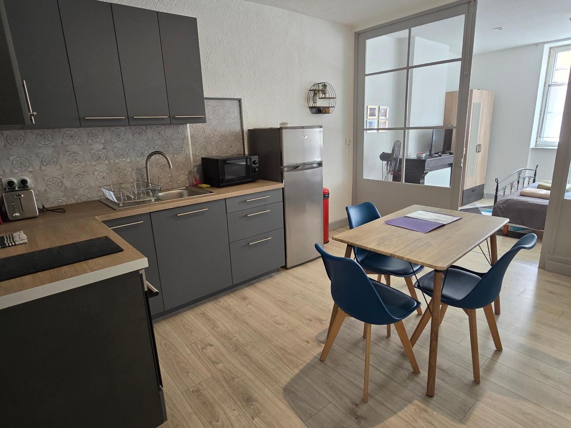 Appartement Au Calme Idealement Place A Macon. 外观 照片